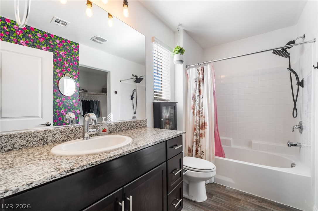 2710 Yellow Blaze Way 4 Las Vegas NV 89183