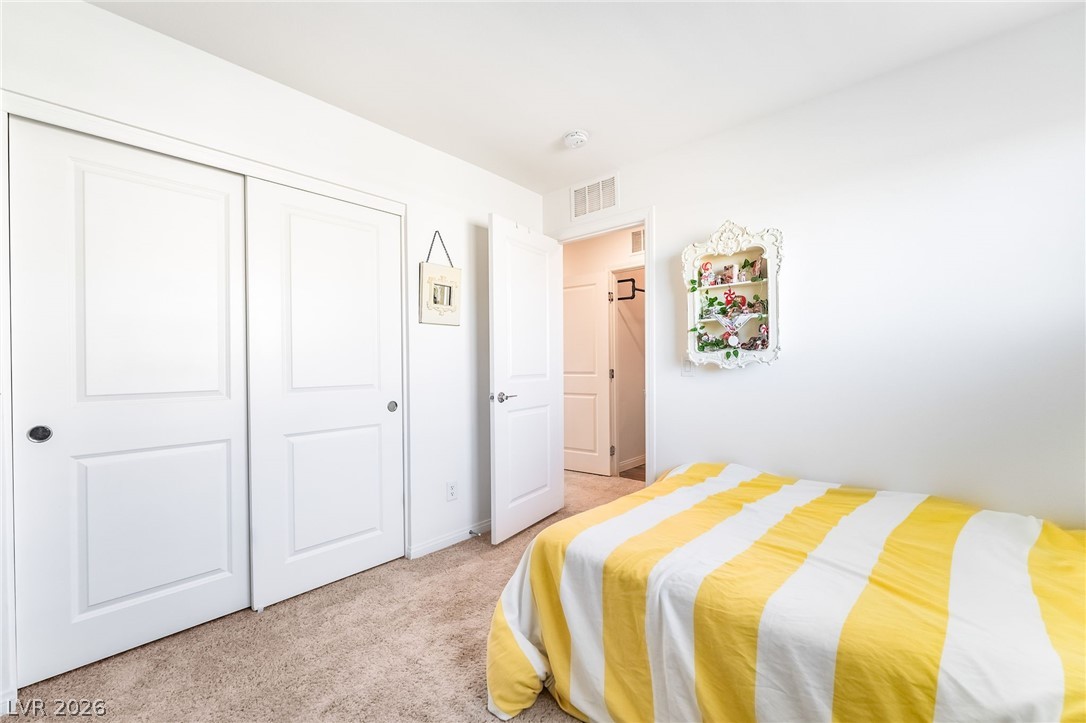 2710 Yellow Blaze Way 4 Las Vegas NV 89183