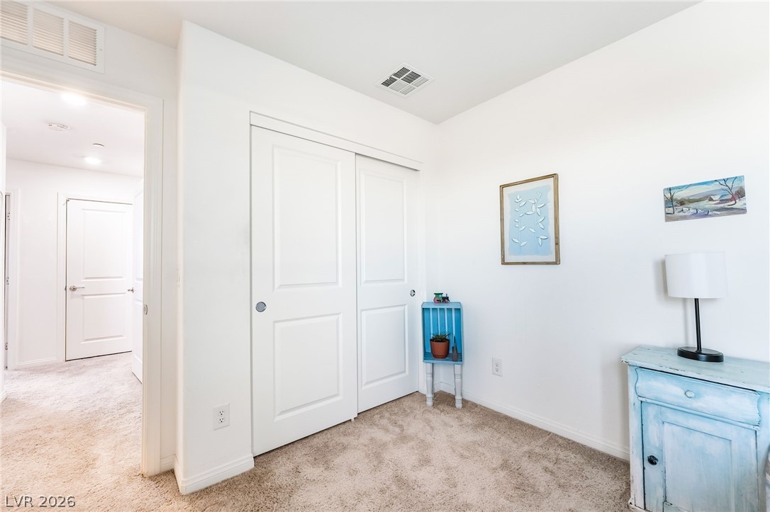 2710 Yellow Blaze Way 4 Las Vegas NV 89183