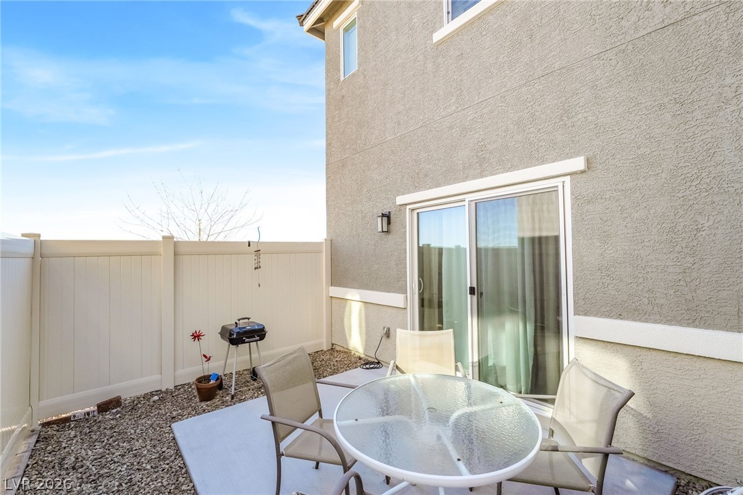 2710 Yellow Blaze Way 4 Las Vegas NV 89183