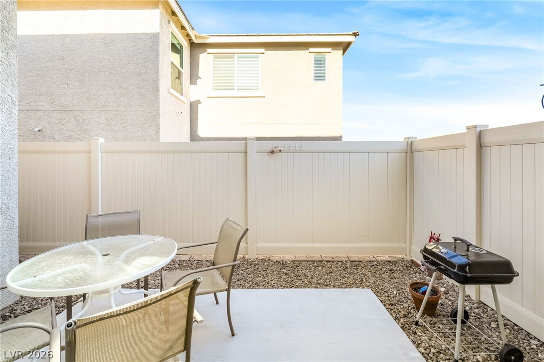 2710 Yellow Blaze Way 4 Las Vegas NV 89183