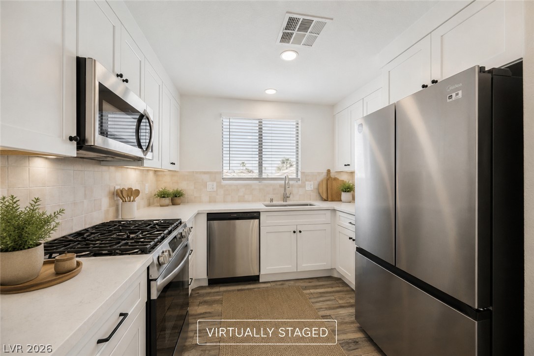 628 Count Avenue North Las Vegas NV 89030