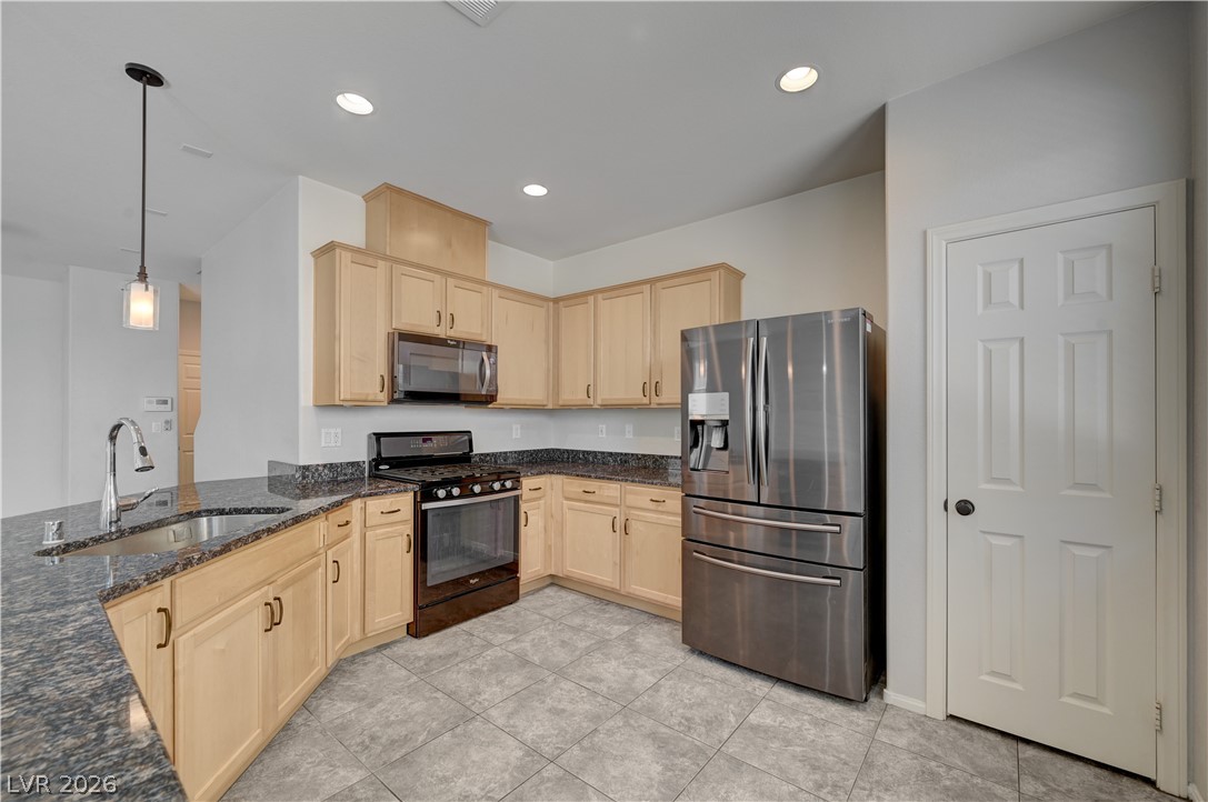 6954 Sturgeon Cape Avenue Las Vegas NV 89179