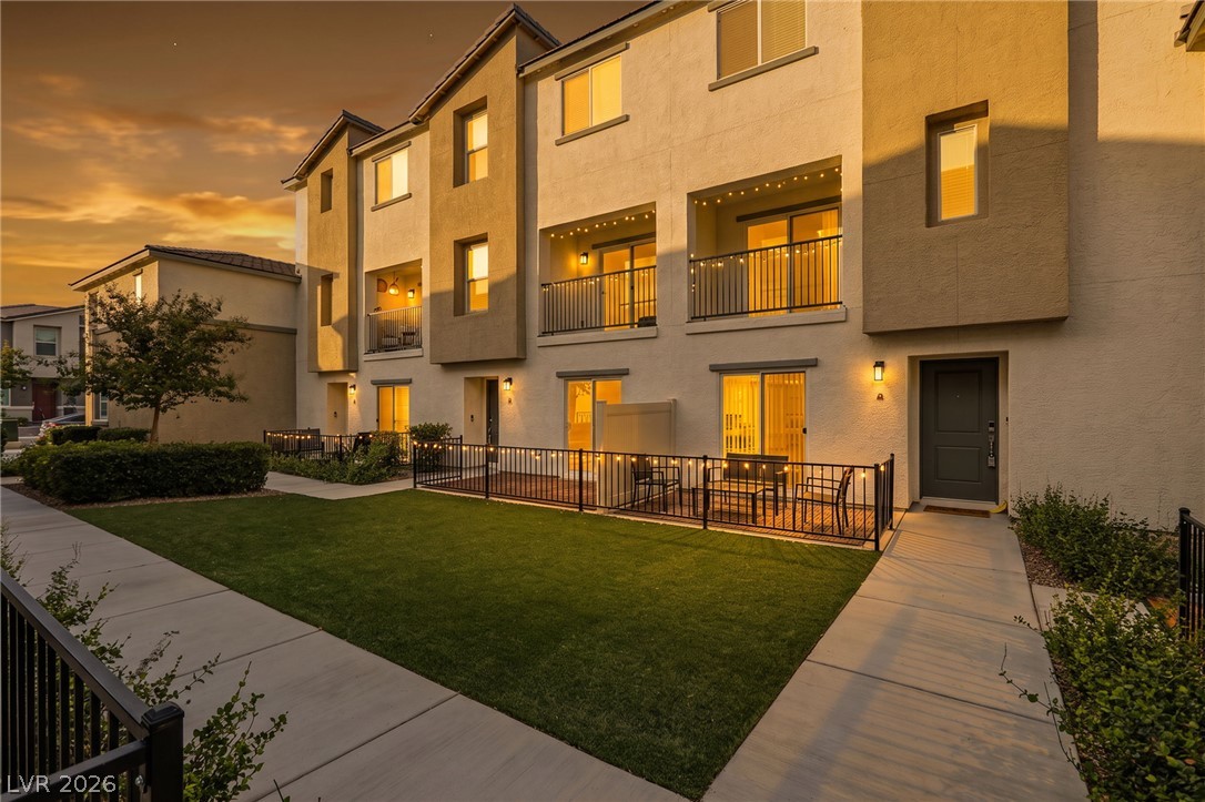 12328 Golden Wreath Road 3 Las Vegas NV 89183
