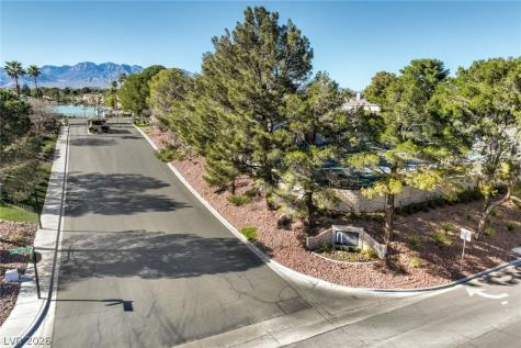 3065 Yankee Clipper Drive Las Vegas NV 89117