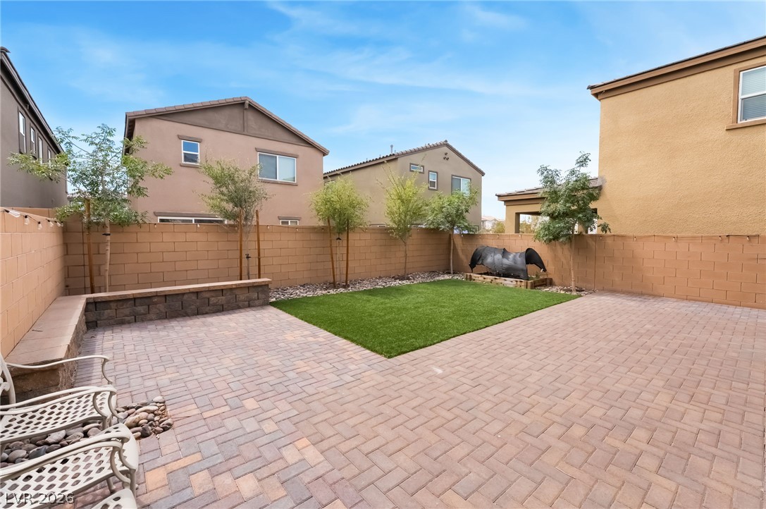 869 Greenspire Street Henderson NV 89011