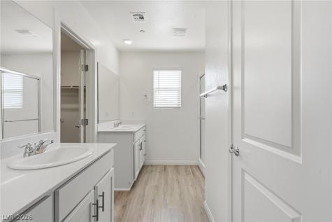 4702 Arctic Cliffs Avenue Las Vegas NV 89141