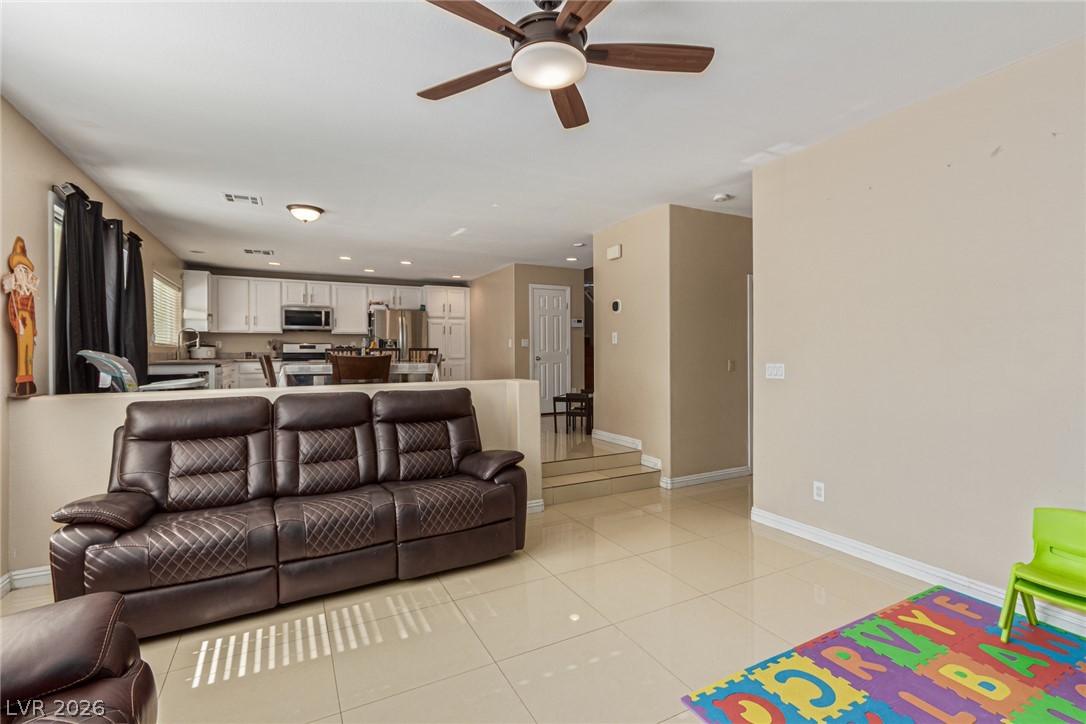 2621 Rainbow Glow Street North Las Vegas NV 89030
