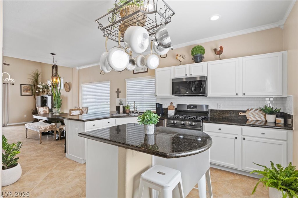 10528 India Hawthorn Avenue Las Vegas NV 89144