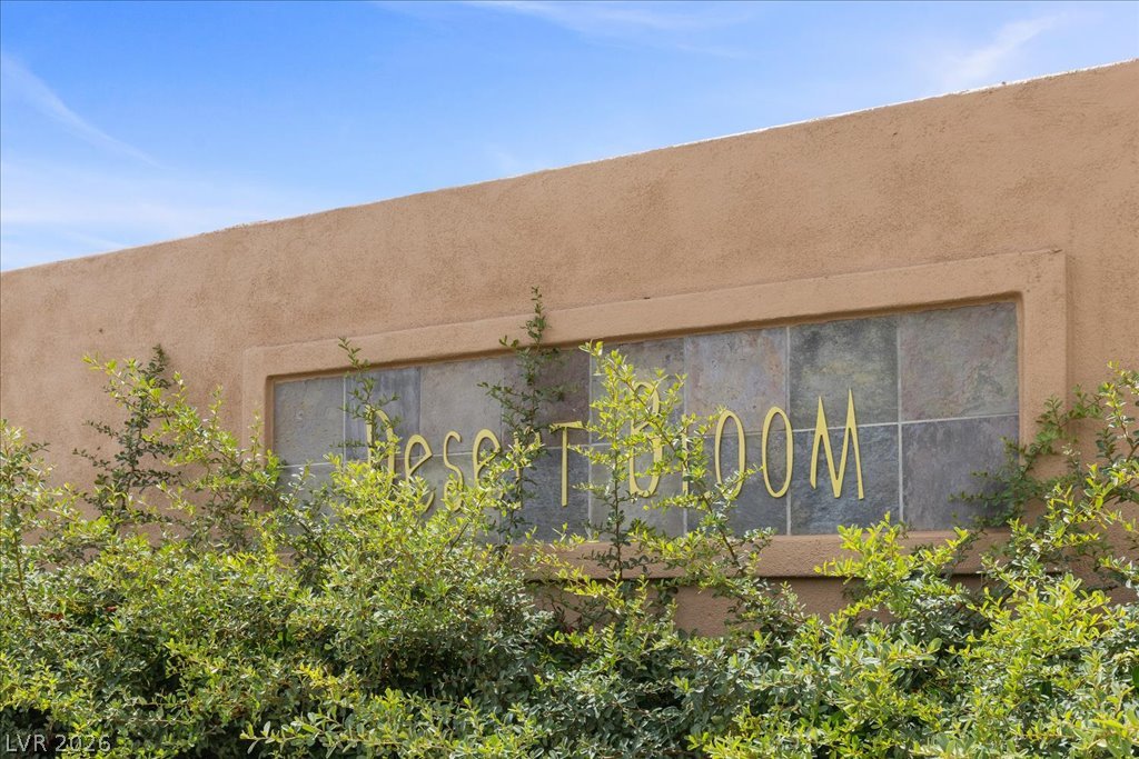 10528 India Hawthorn Avenue Las Vegas NV 89144