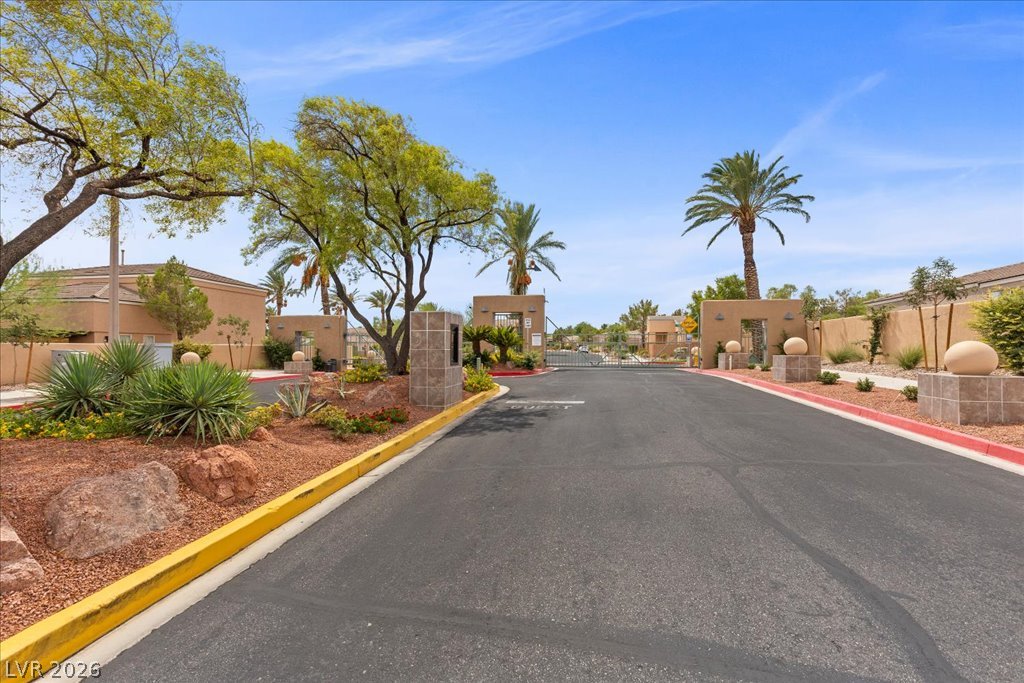 10528 India Hawthorn Avenue Las Vegas NV 89144