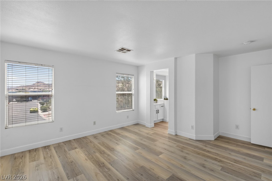 9511 Spring Blush Avenue Las Vegas NV 89148