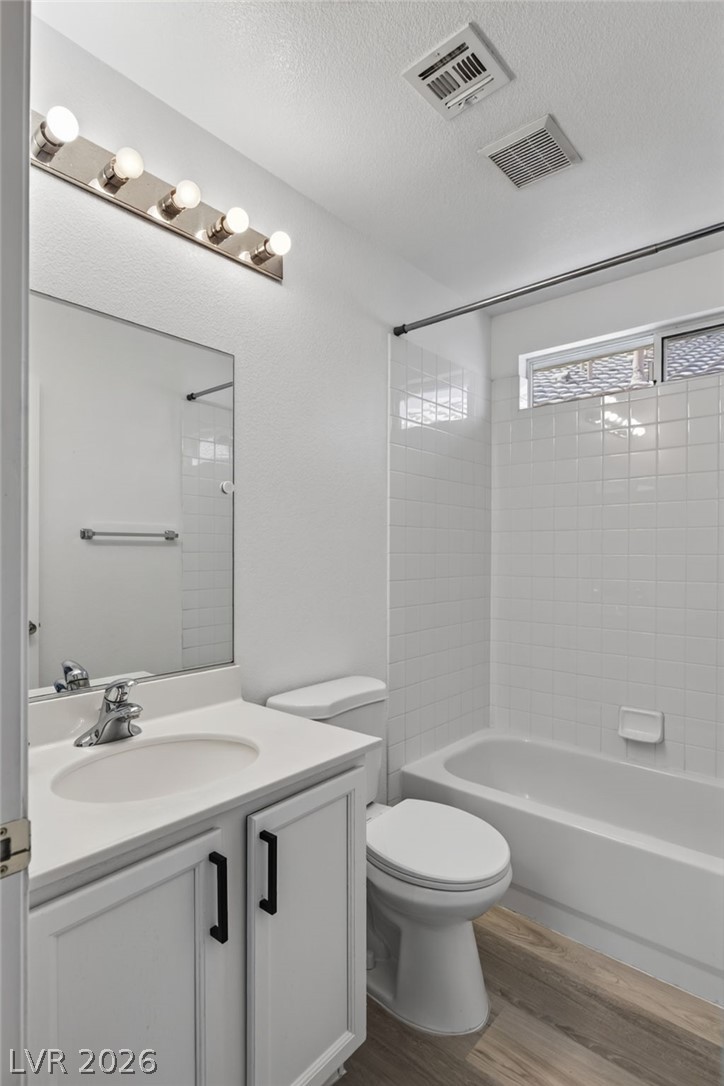 9511 Spring Blush Avenue Las Vegas NV 89148