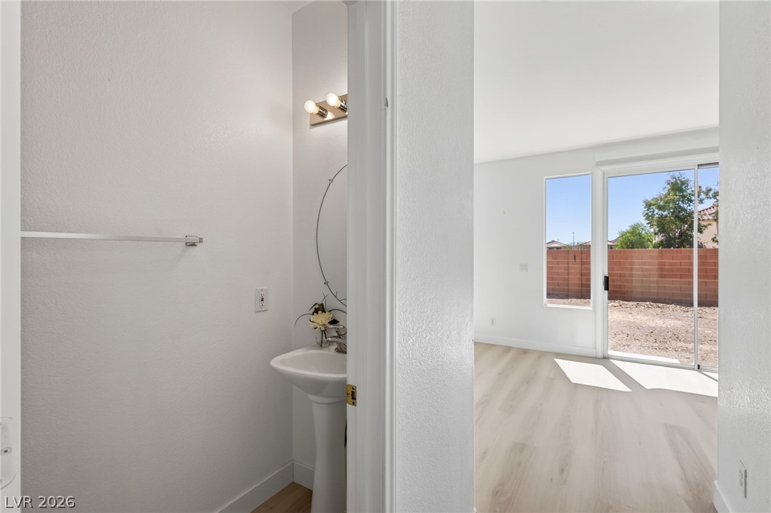 9511 Spring Blush Avenue Las Vegas NV 89148