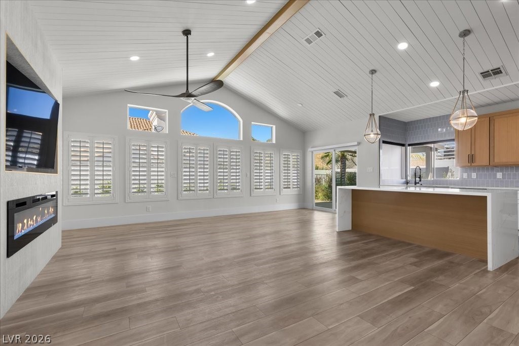 8120 Pacific Cove Drive Las Vegas NV 89128