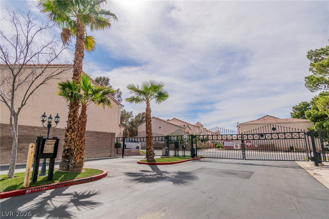 5683 Boothill Avenue Las Vegas NV 89118