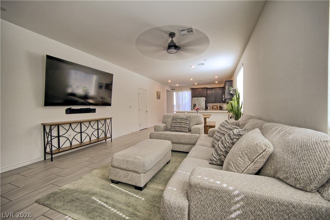 9447 Elmhurst Ridge Avenue Las Vegas NV 89143