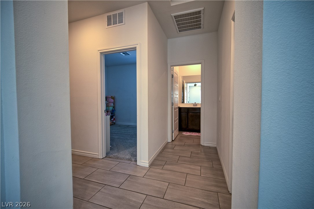 9447 Elmhurst Ridge Avenue Las Vegas NV 89143