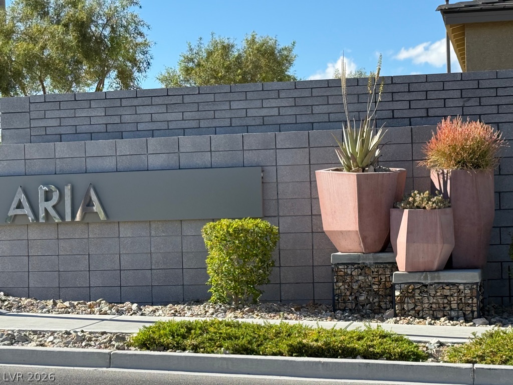9447 Elmhurst Ridge Avenue Las Vegas NV 89143