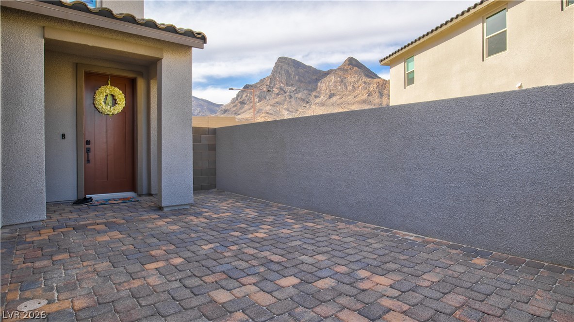 2239 Thunderbird Street Las Vegas NV 89138