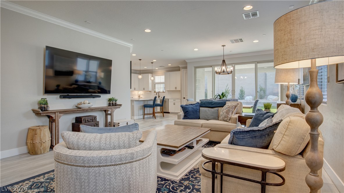2239 Thunderbird Street Las Vegas NV 89138