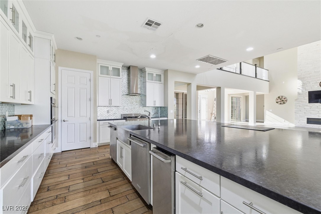 84 Olympia Chase Drive Las Vegas NV 89141