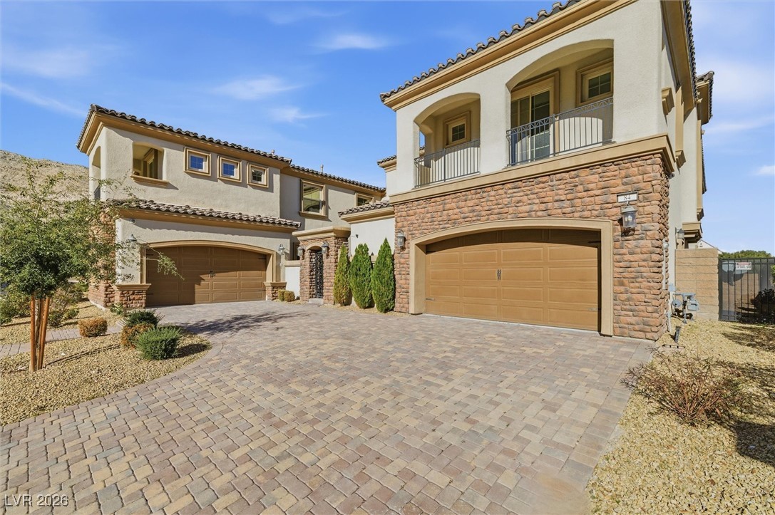84 Olympia Chase Drive Las Vegas NV 89141