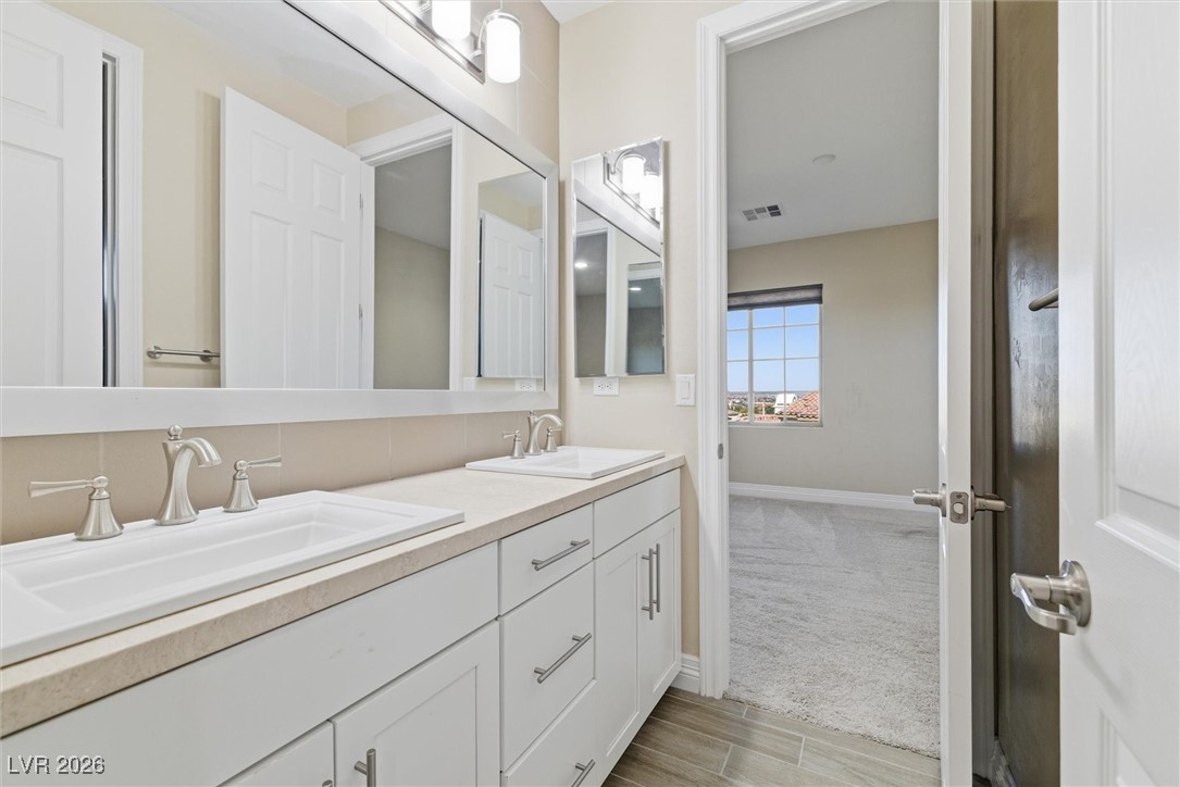 84 Olympia Chase Drive Las Vegas NV 89141