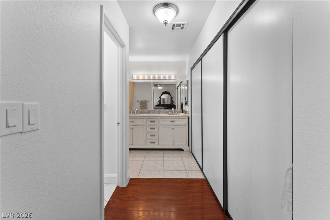 4770 Trevins Avenue Las Vegas NV 89103