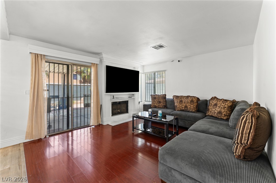 4770 Trevins Avenue Las Vegas NV 89103