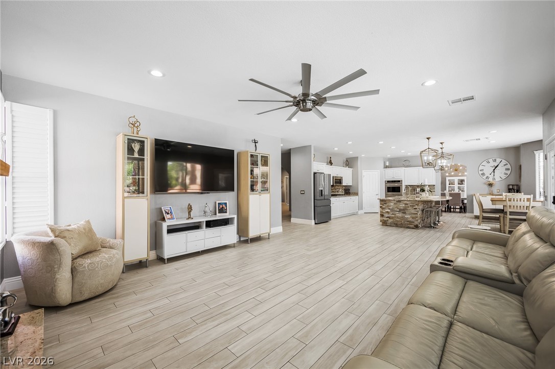 453 Mountain Villa Drive Las Vegas NV 89110