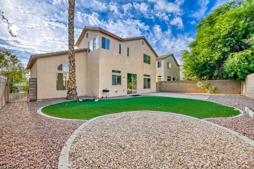 8447 Amherst Valley Street Las Vegas NV 89123