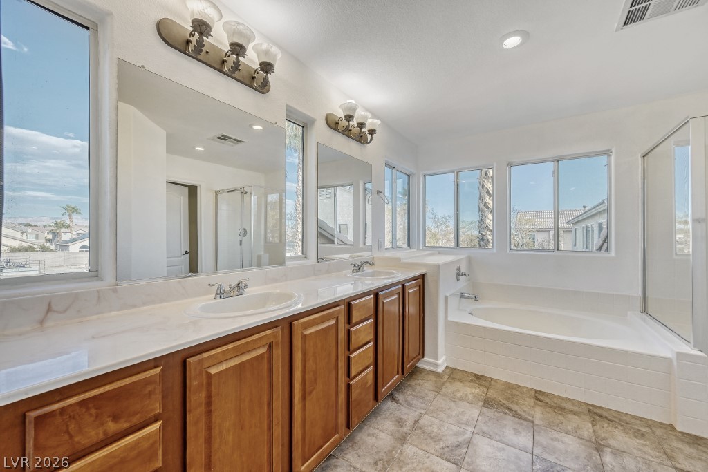 8447 Amherst Valley Street Las Vegas NV 89123