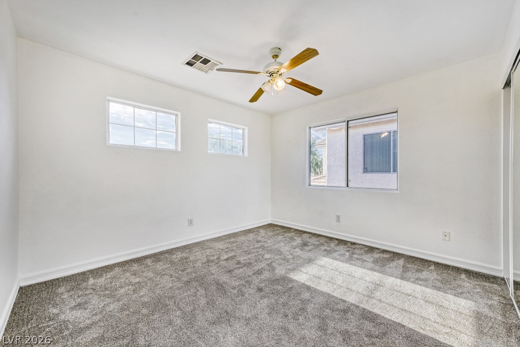 8447 Amherst Valley Street Las Vegas NV 89123
