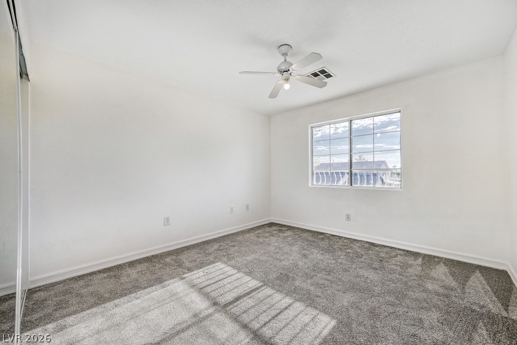 8447 Amherst Valley Street Las Vegas NV 89123