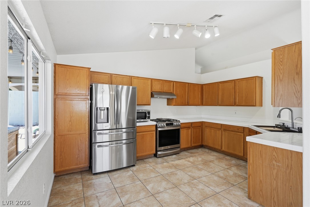 250 Autumn Eve Street Henderson NV 89074