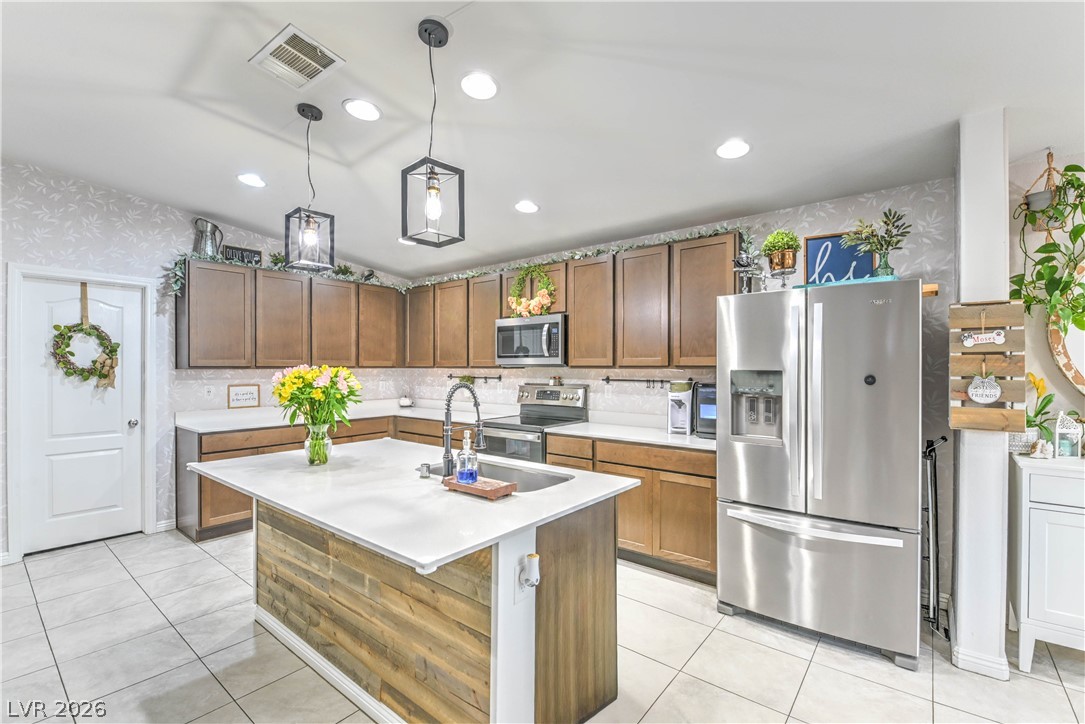 3640 Gunnison Pahrump NV 89061