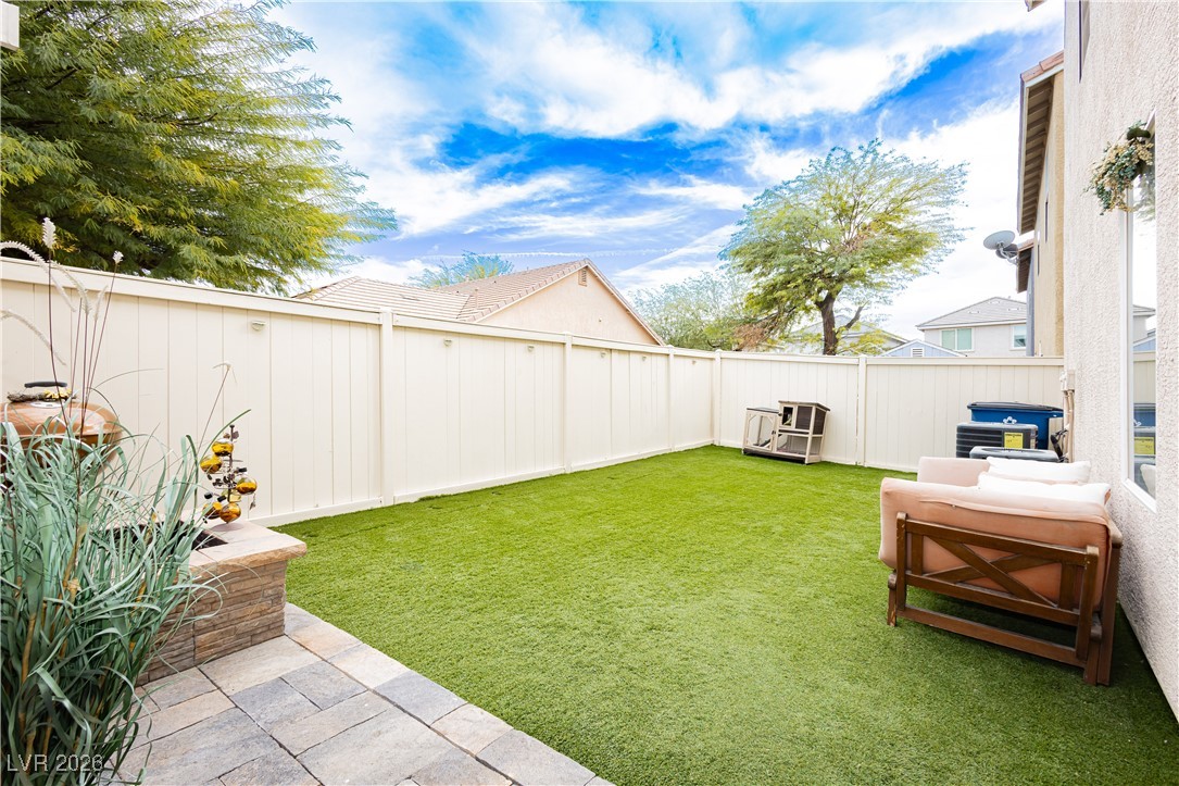 2054 Seattle Shore Street Las Vegas NV 89115