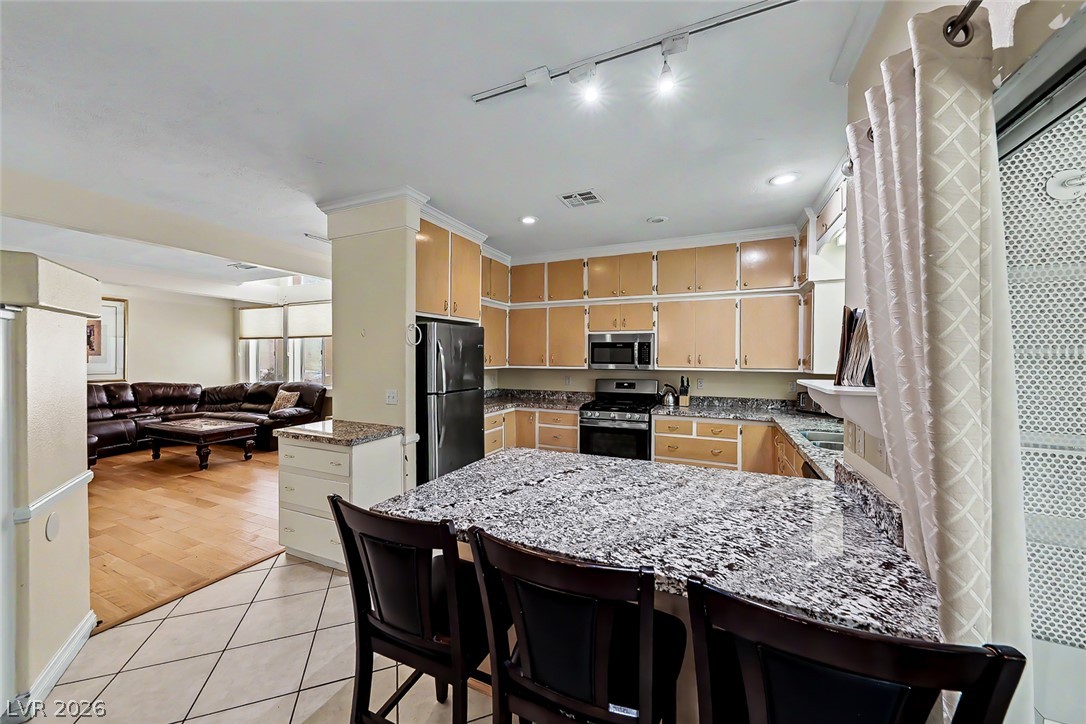 9594 Parvin Street Las Vegas NV 89123