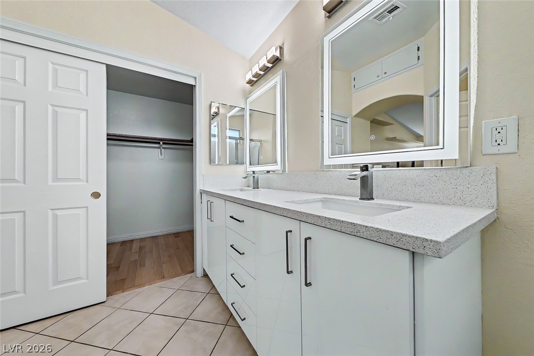 9594 Parvin Street Las Vegas NV 89123