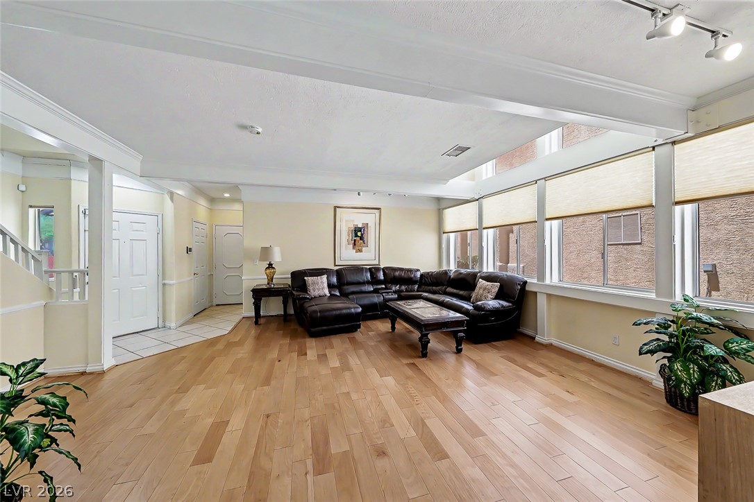 9594 Parvin Street Las Vegas NV 89123