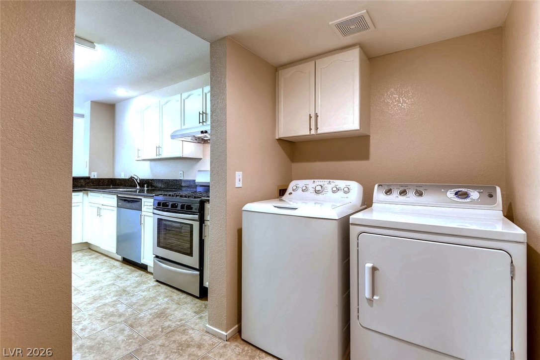 7712 Bauble Avenue Las Vegas NV 89128