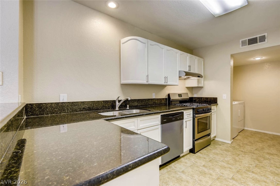 7712 Bauble Avenue Las Vegas NV 89128