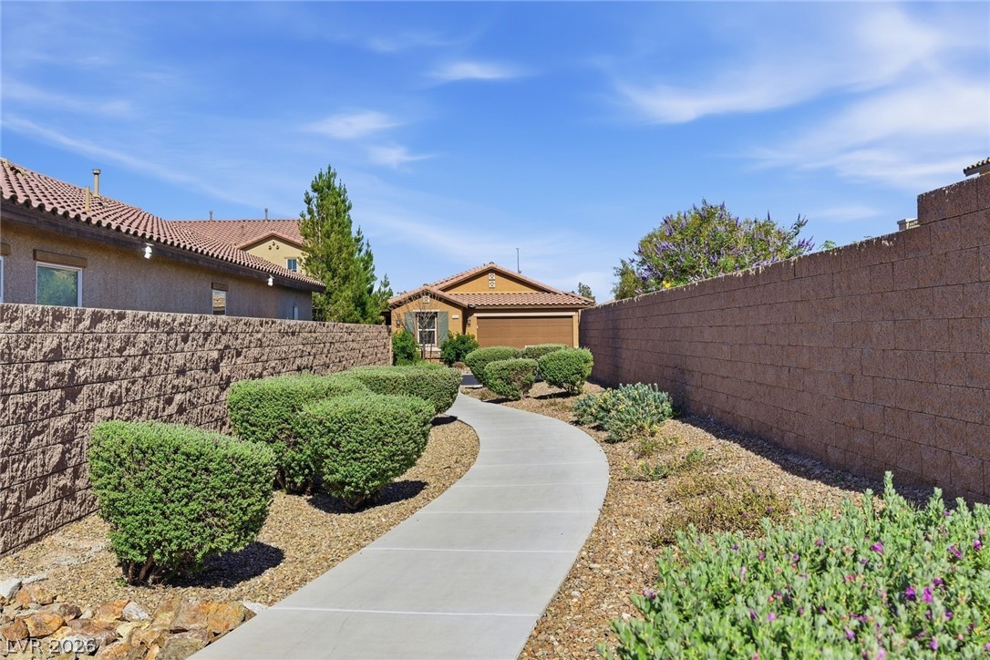 7852 Hamilton Pool Drive Las Vegas NV 89113