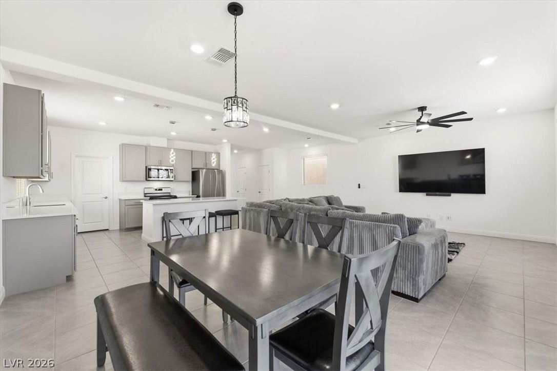 10369 Dallington Street Las Vegas NV 89141