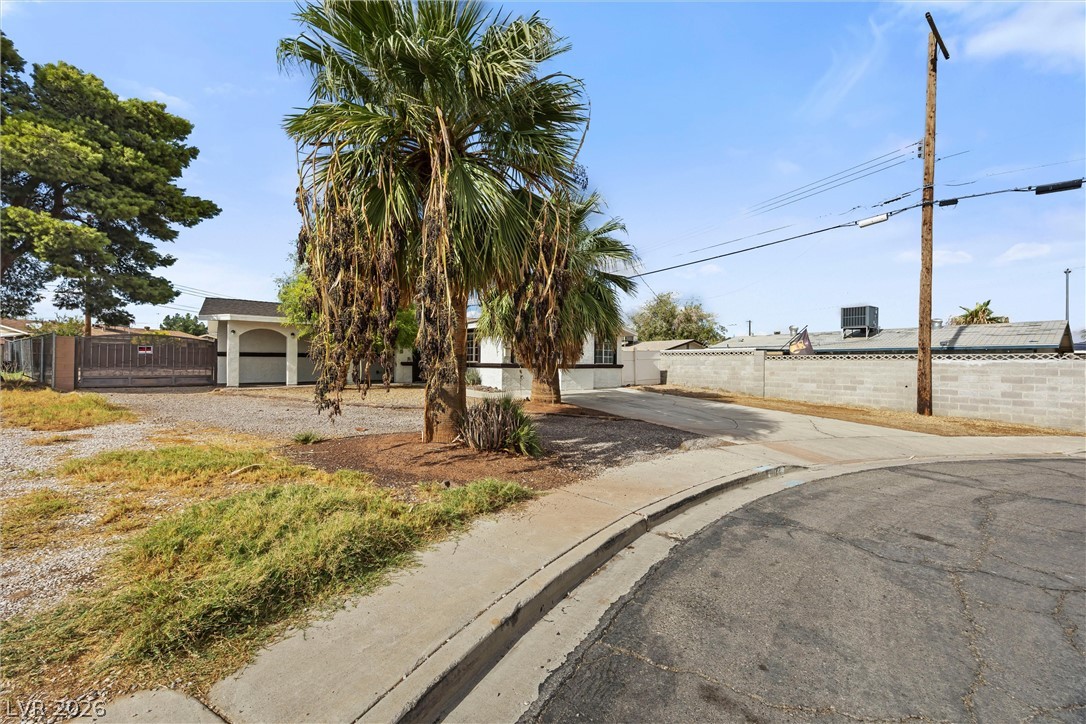 4122 Parkwood Circle Las Vegas NV 89121