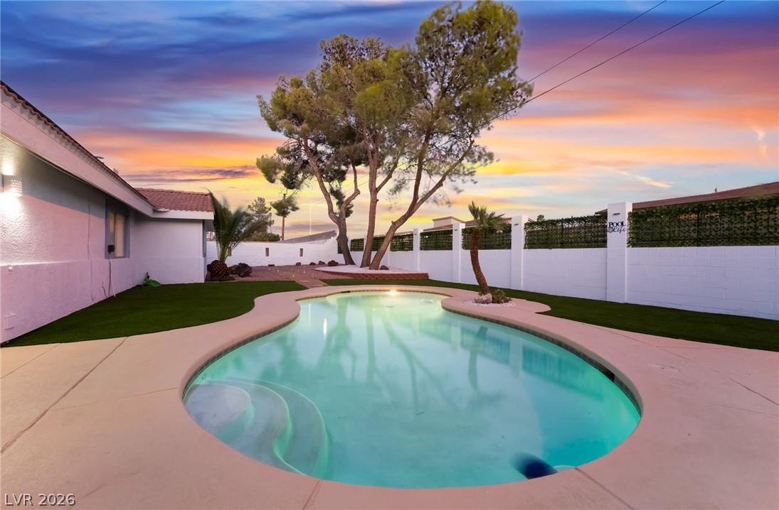 611 East Fairway Road Henderson NV 89015