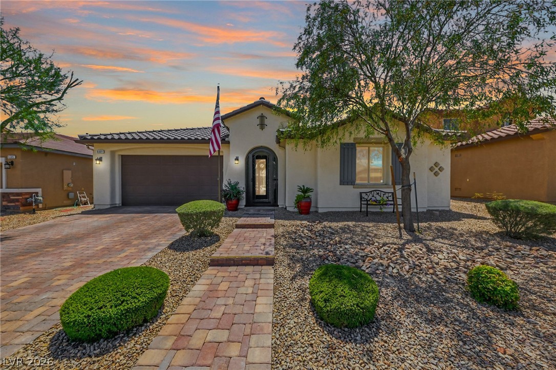 5601 Silver Cascade Avenue Las Vegas NV 89131