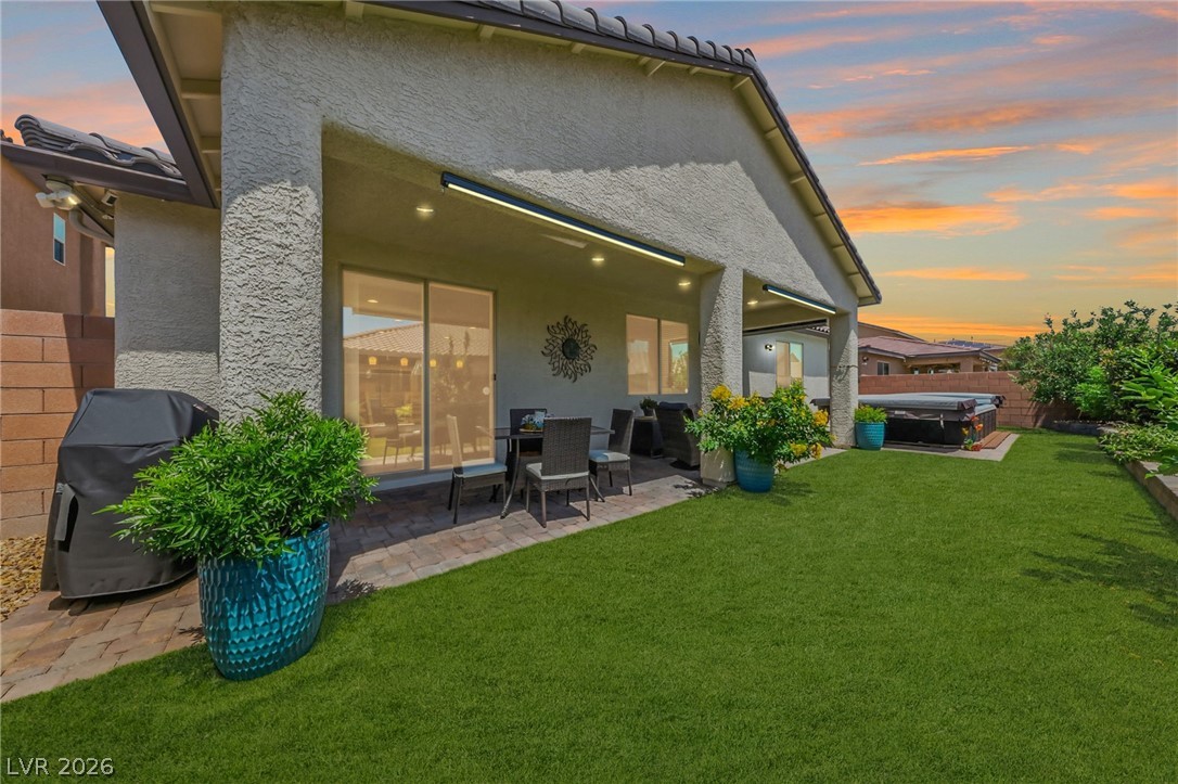 5601 Silver Cascade Avenue Las Vegas NV 89131