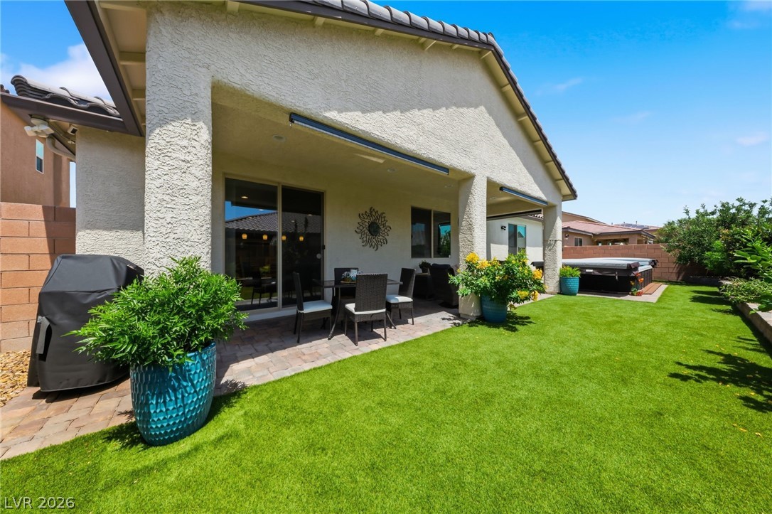 5601 Silver Cascade Avenue Las Vegas NV 89131